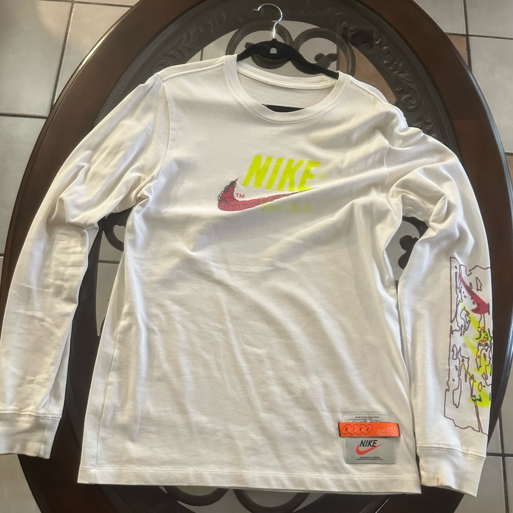 Nike long sleeve